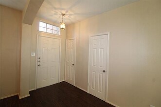 209 Clydesdale St in Waxahachie, TX - Building Photo - Building Photo