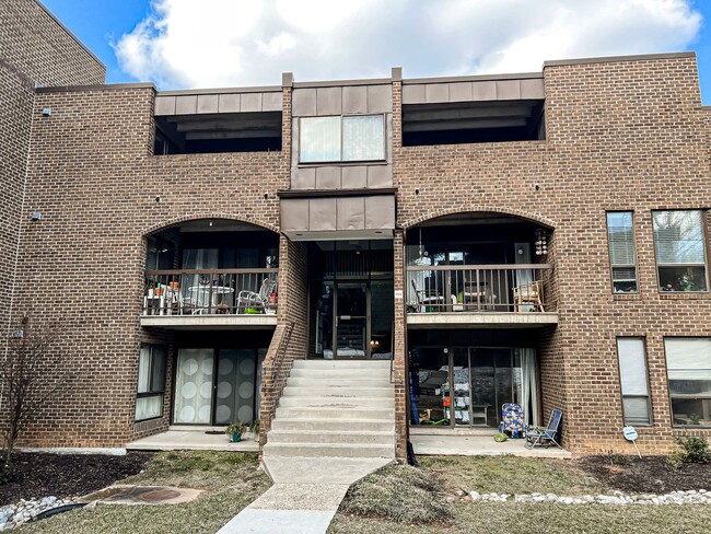 property at 11244 Chestnut Grove Square
