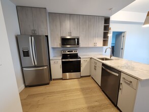 55 Brighton Ave, Unit 2 in Boston, MA - Foto de edificio - Building Photo