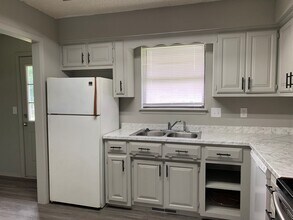 3028-3030 W 15th St in Joplin, MO - Building Photo - Building Photo