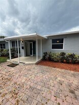 1619 Shenandoah St in Hollywood, FL - Building Photo