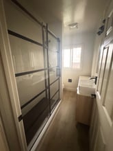 708 Burke Ave in Modesto, CA - Foto de edificio - Building Photo