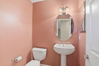 837 Font Ter in San Jose, CA - Building Photo - Building Photo