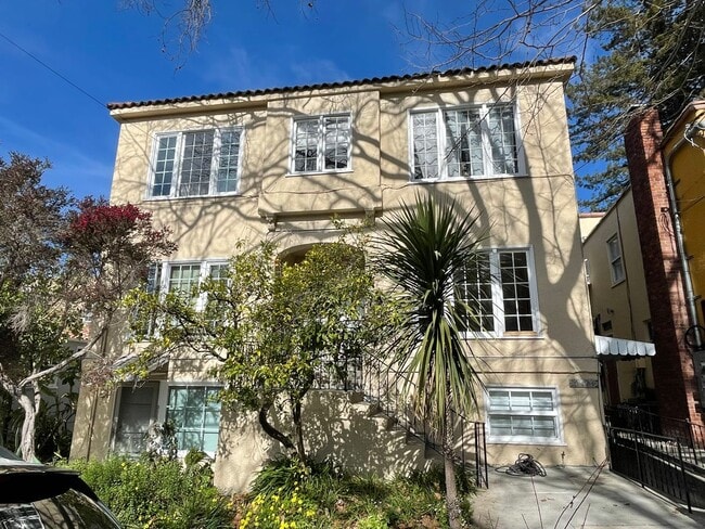 property at 2423 Virginia St