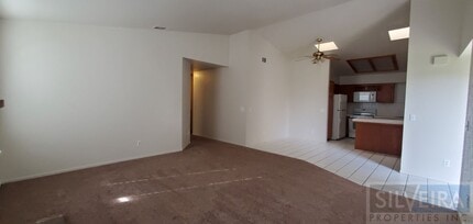 2143 Garden Dr in Santa Maria, CA - Building Photo - Building Photo