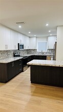 4120 SW 69th Ave in Miami, FL - Building Photo - Building Photo