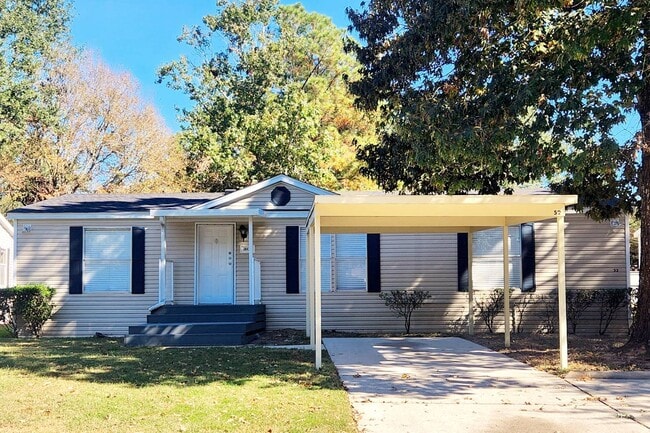 property at 30430 Valley Oaks Dr