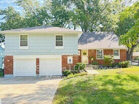 10419 College Ave in Kansas City, MO - Building Photo