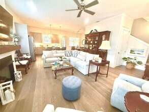 3 Lake View Cottages Ct in Brunswick, GA - Building Photo - Building Photo