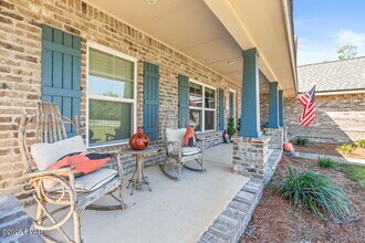 104 Lake Merial Trail in Southport, FL - Building Photo - Building Photo