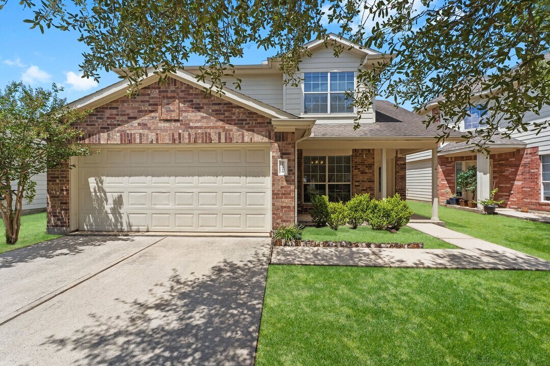 21519 Karpathos Ln in Spring, TX - Foto de edificio