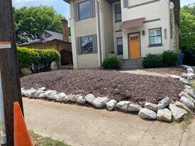 588 Parkway Dr NE, Unit 2 in Atlanta, GA - Building Photo