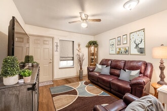 Residences at Sherwood in Sherwood, AR - Foto de edificio - Building Photo