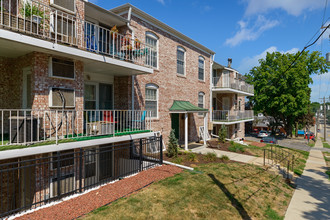 The 31st Street Apartments in Des Moines, IA - Foto de edificio - Building Photo