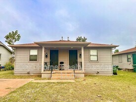 19 W Thatcher St in Edmond, OK - Building Photo