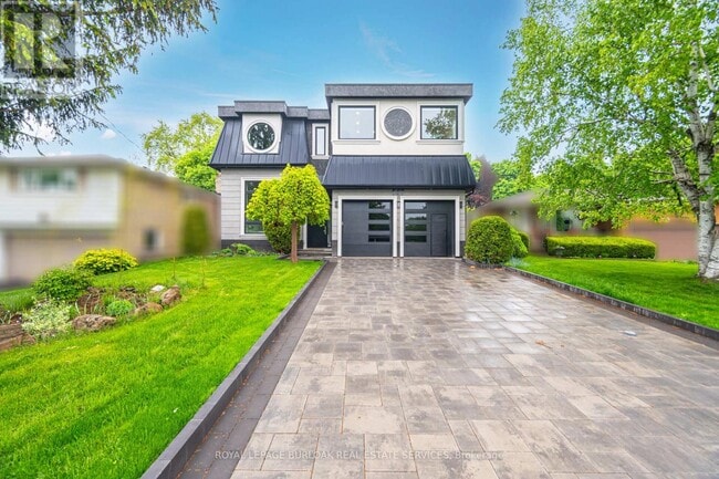 property at 527 Vyner Crescent