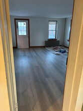 118 S Main St in Richlandtown, PA - Foto de edificio - Building Photo