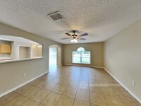 13804 Gentle Woods Ave in Riverview, FL - Building Photo - Building Photo