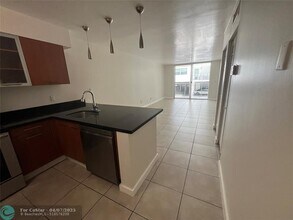 777 NE 62nd St in Miami, FL - Building Photo - Building Photo