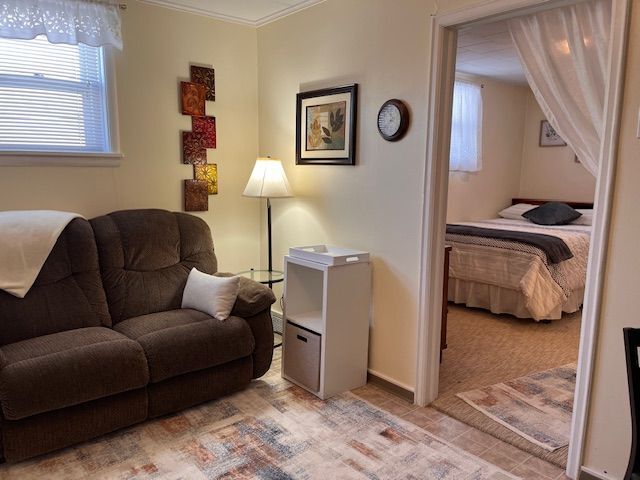 908 1/2 N 12th St, Unit Short Term Furnished Apt