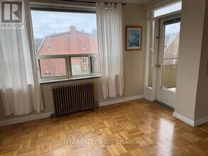 1112-1112 Avenue Rd in Toronto, ON - Building Photo - Building Photo