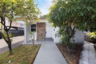 28 NW 34th Terrace in Miami, FL - Building Photo