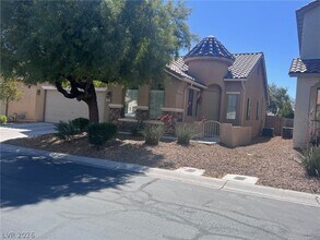 11216 Campanile St in Las Vegas, NV - Building Photo - Building Photo