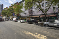 100 W 73rd St in New York, NY - Foto de edificio - Building Photo