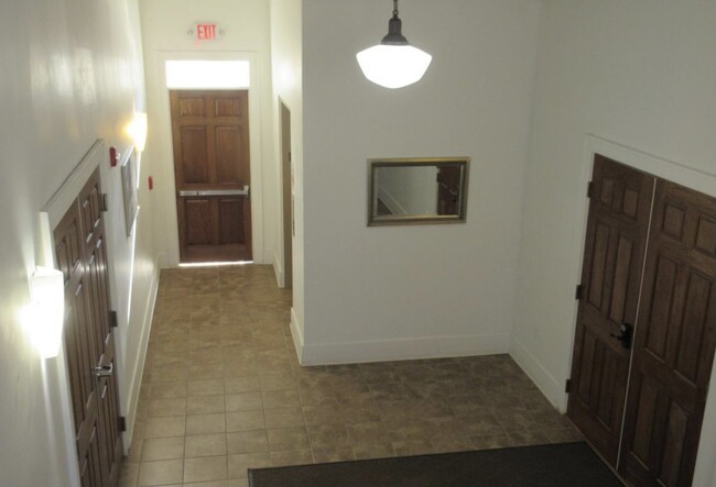 407 Blondeau St, Unit 4 photo'