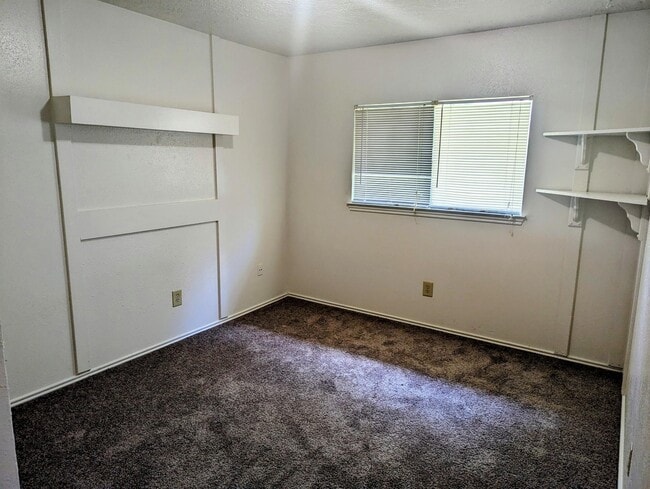 property at 21318 Meadowhill Dr