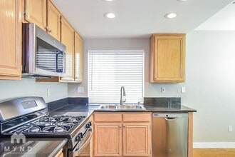 5304 Del Lago Dr in Las Vegas, NV - Building Photo - Building Photo