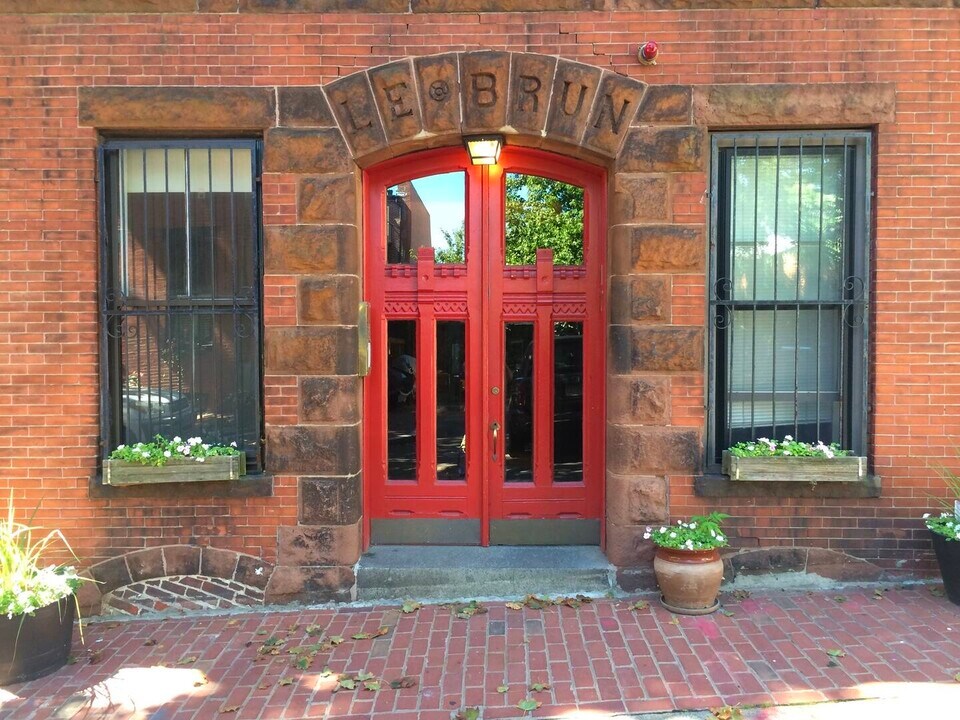 17 Cazenove St in Boston, MA - Foto de edificio
