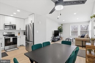 3022 Jonothan Pl in Falls Church, VA - Building Photo - Building Photo