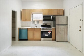 37 Johnson Rd NW in Atlanta, GA - Building Photo - Building Photo