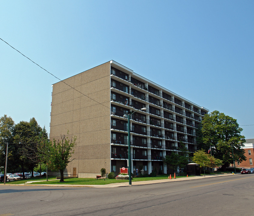 Springfield Towers in Springfield, OH - Foto de edificio