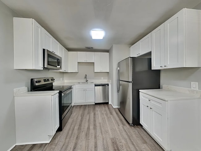 2333 Auburn St S in St. Petersburg, FL - Building Photo - Building Photo