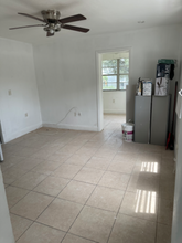 119 NE 63rd St-Unit -3 in Miami, FL - Foto de edificio - Building Photo
