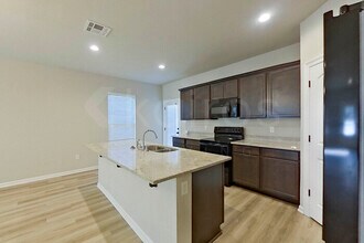 129 Haygood Pt in Sulphur, LA - Building Photo - Building Photo