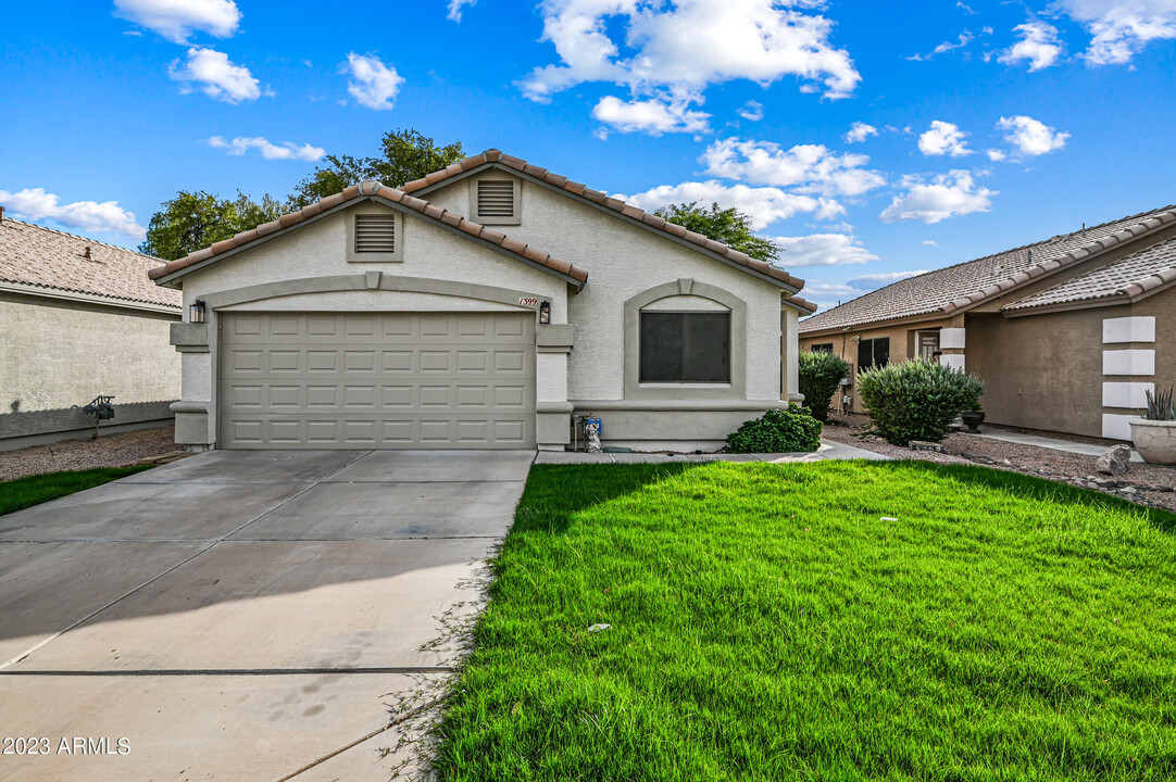 1399 W Page Ave in Gilbert, AZ - Building Photo