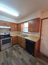 1208 S Frankfort Ave in Russellville, AR - Building Photo - Building Photo