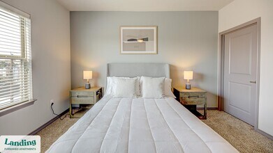 650 S Main St, Unit 1350 in Fort Worth, TX - Foto de edificio - Building Photo