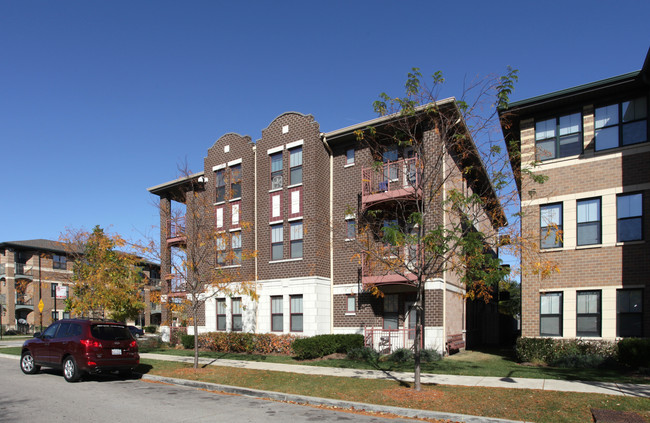 845 E 38th Pl in Chicago, IL - Building Photo - Building Photo