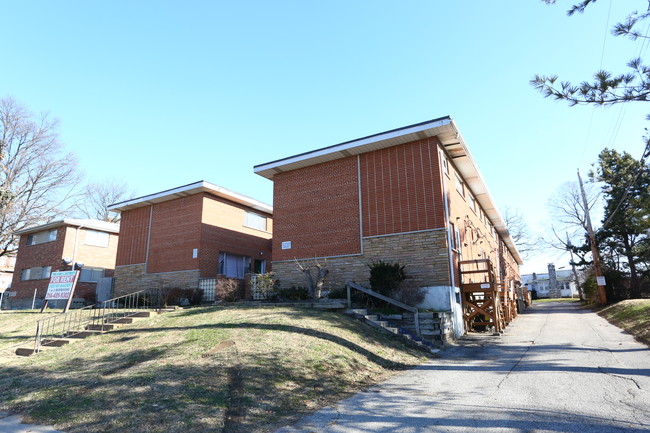 4842-4850 S Broadway in St. Louis, MO - Foto de edificio - Building Photo