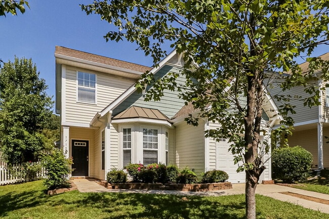 property at 1715 Crabapple Tree Ln