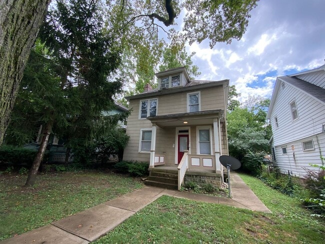property at 171 E Northwood Ave