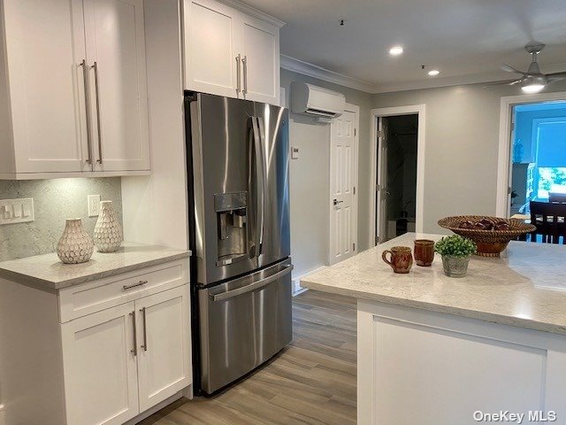 35 New York Ave, Unit 1 in Halesite, NY - Building Photo - Building Photo