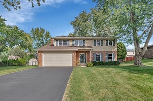 5N575 Abilene Trl in Bloomingdale, IL - Building Photo