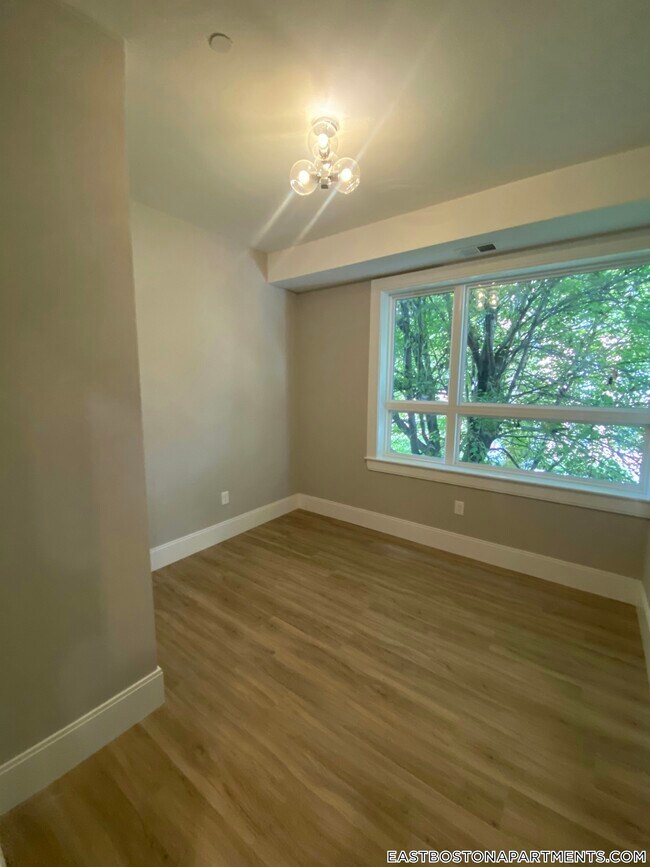 66 Lubec St in Boston, MA - Building Photo - Building Photo