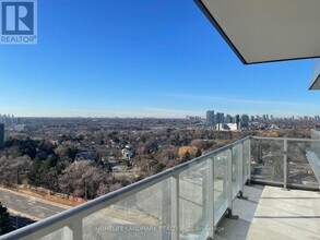 36 Forest Manor Rd in Toronto, ON - Building Photo - Building Photo