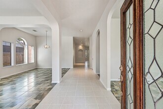 16814 Tower Ridge in Friendswood, TX - Building Photo - Building Photo